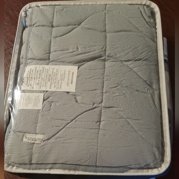 UGG Bedding Nwt Koolaburra By Ugg Quilt Set With Shams Poshmark